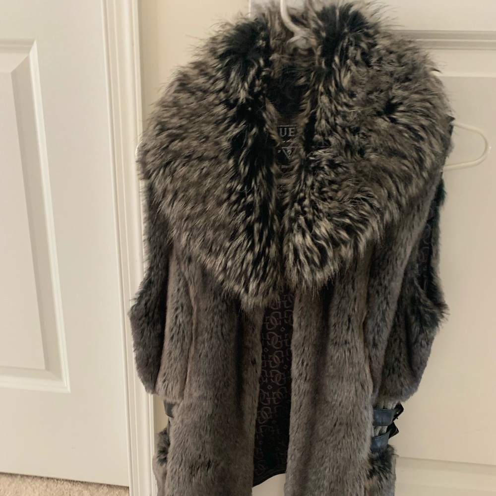 Guess faux fur vest